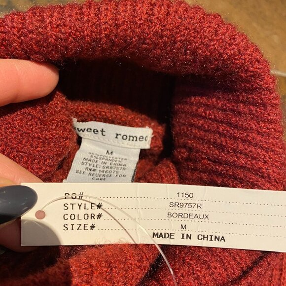 SWEET Romeo BNWT Ribbed Turtleneck Sweater New - Picture 10 of 10